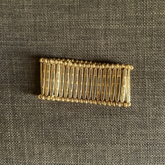 NWOT Stretch Cuff Bracelet - Picture 4 of 4